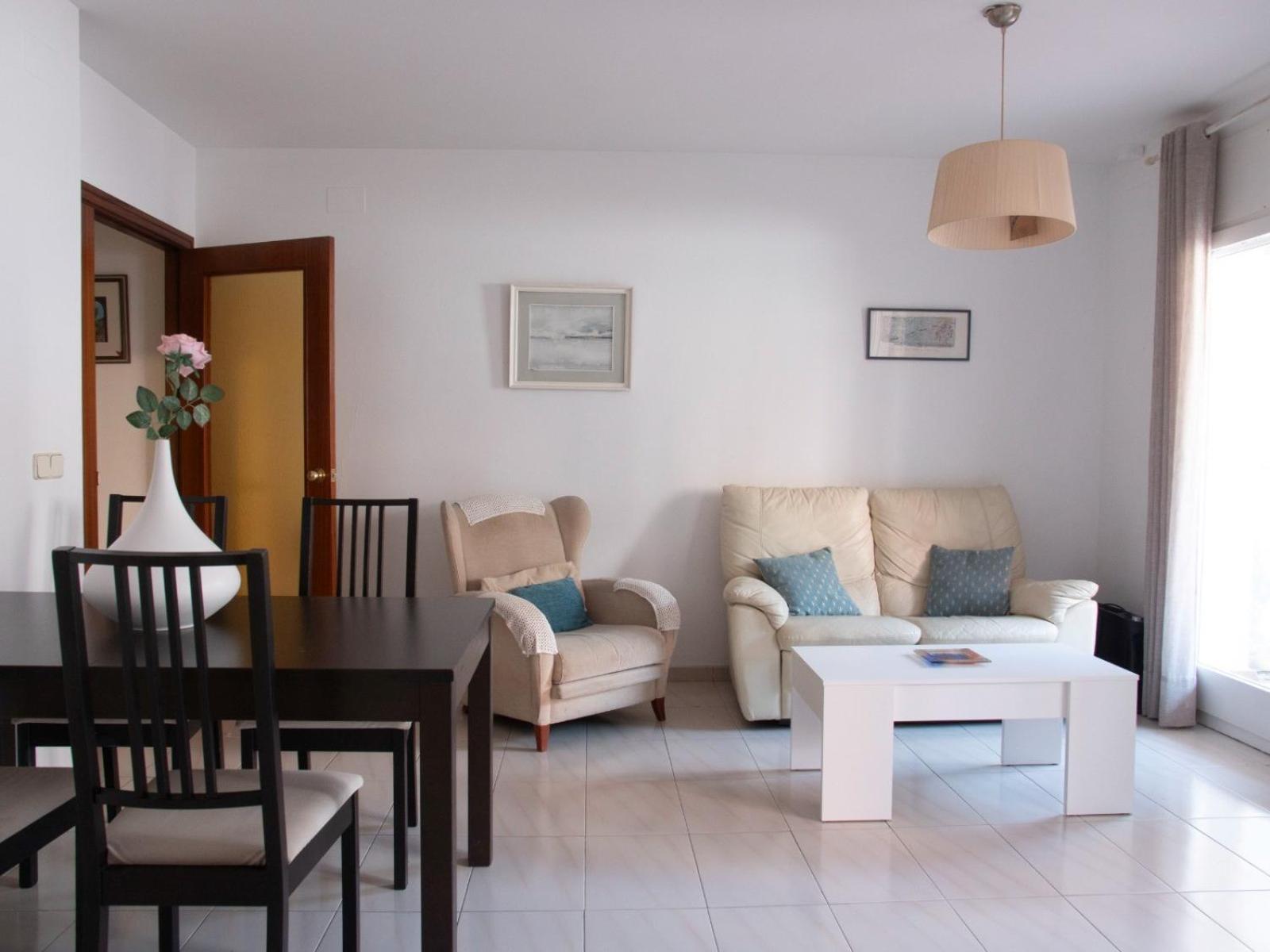 Comode Apartament Al Bell Mig De 지로나 외부 사진